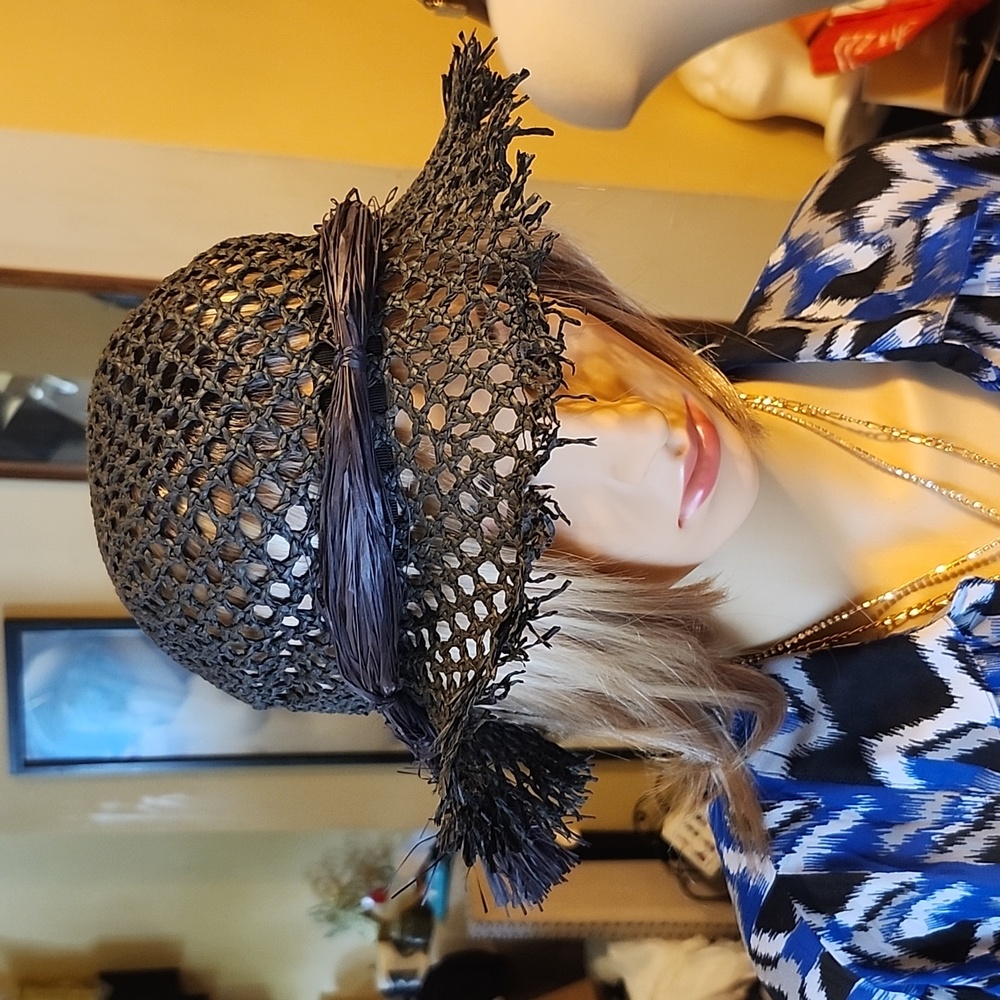 Dior Runway Hat Black 100% Paper Rare NWT Elegant Women's Hat Needs Steaming S/M - Picture 15 of 16